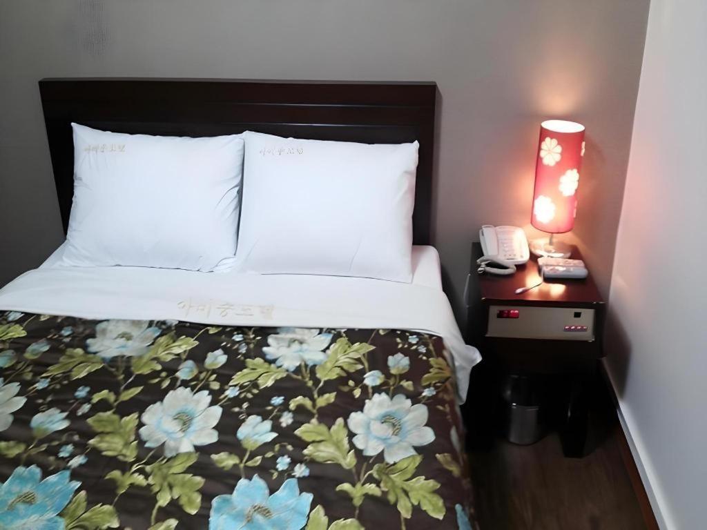 Jongro Nova Motel Seoel Buitenkant foto
